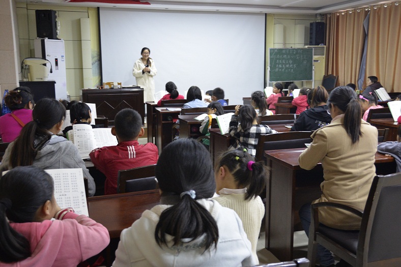 缩小.2017-10-14下午第五期国学亲子诵读班初级班-《孝经》_第2讲 (19).jpg