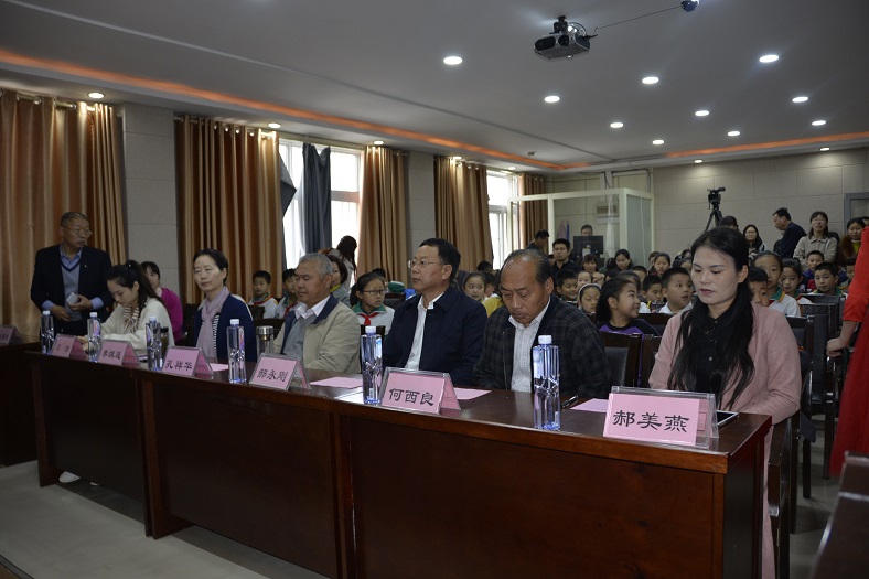 缩小.2018-4-22上午第五届少儿读书朗诵比赛 (17).jpg