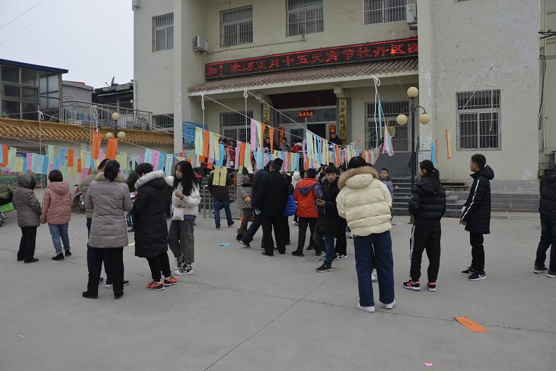 缩小.2019-2-19下午元宵节灯谜会活动照片 (34).JPG