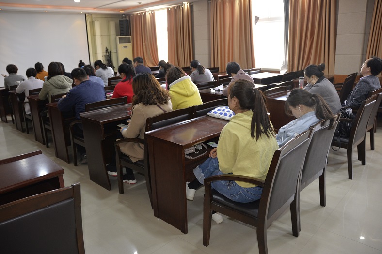 缩小.2019-3-31上午家庭教育公益讲座第五十期：家庭教育指导师培训（五） (8).jpg